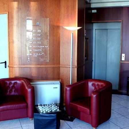 Leonardo Hotel Parma Bagian luar foto