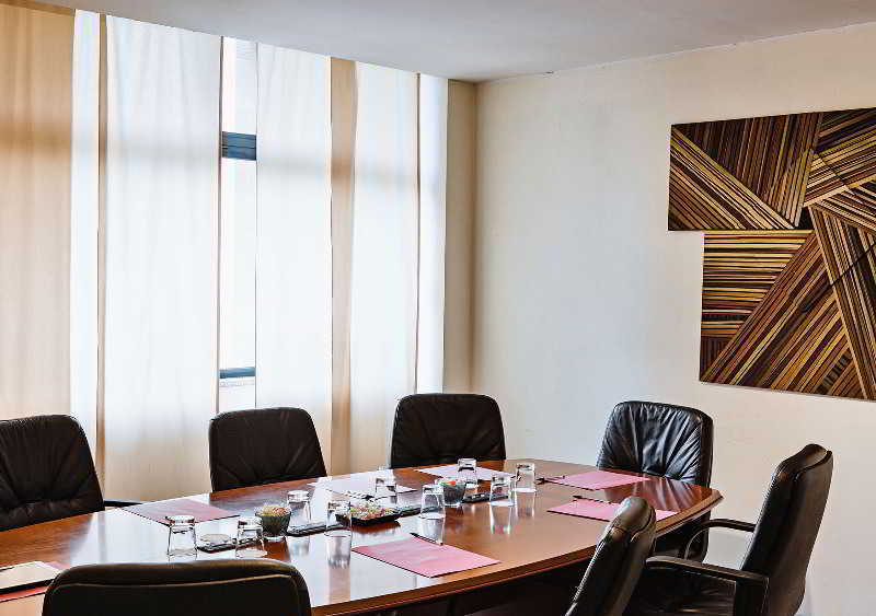Leonardo Hotel Parma Bagian luar foto